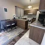 Theoni Garden House Apartamento