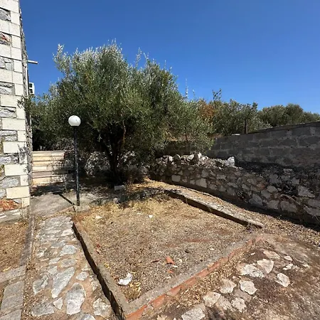 Theoni Garden House Kyparissos (Laconia)