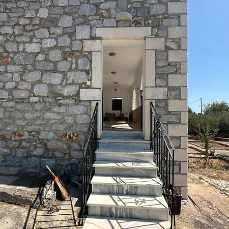 Theoni Garden House Kyparissos (Laconia)