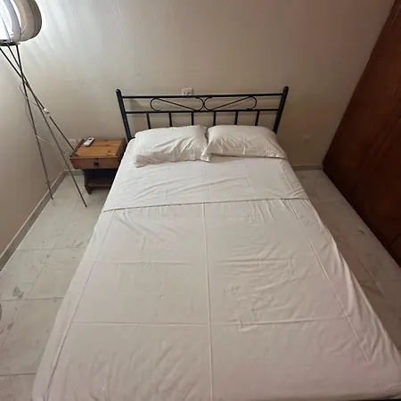 Διαμέρισμα Theoni Garden House *