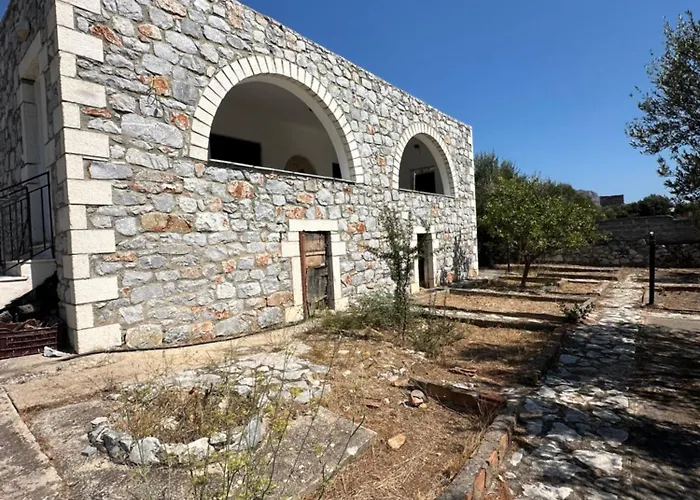 Theoni Garden House *