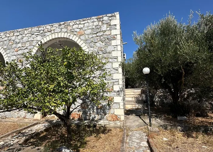 Апартаменты Theoni Garden House