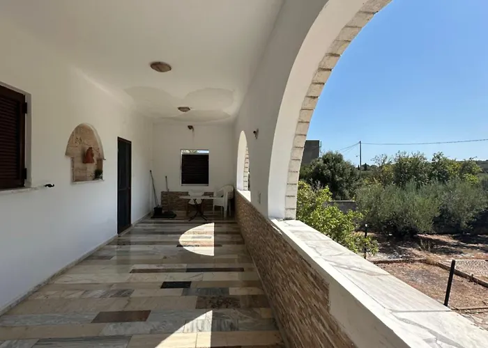 Theoni Garden House Апартаменты *