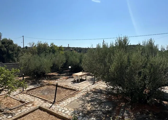 Theoni Garden House Кипариссос