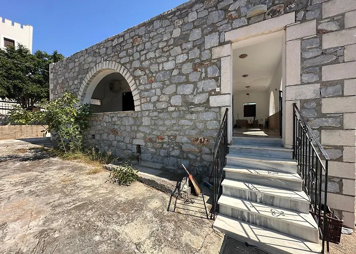 Theoni Garden House شقة Kyparissos (Laconia)