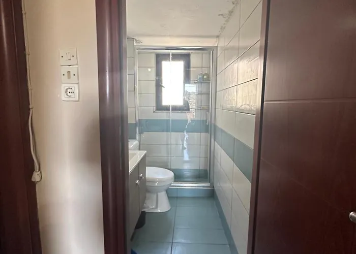 شقة Theoni Garden House