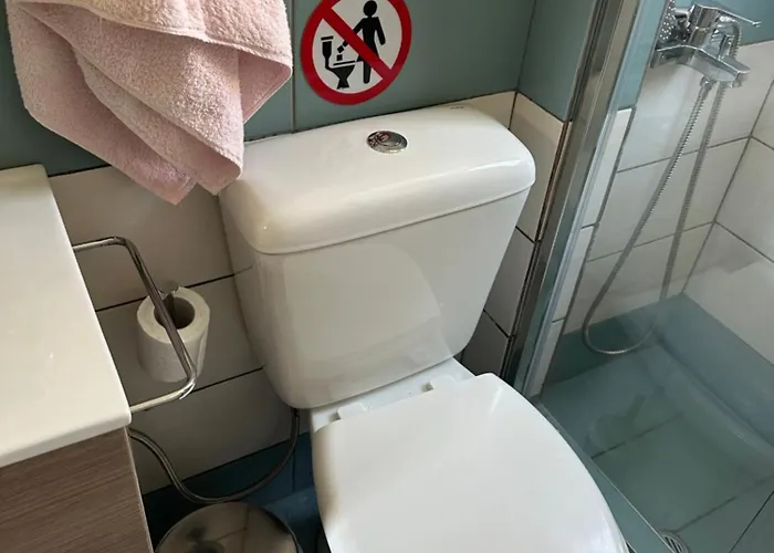 Theoni Garden House *